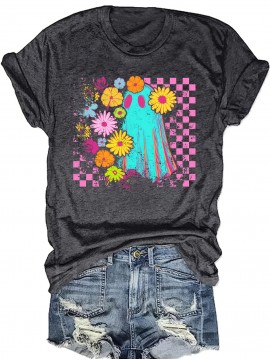 Women'S Halloween Graphic T-Shirt - Spooky Floral Print with Pink Checkered Background, Casual Short Sleeve Round Neck Tee for Casual Attire & Halloween Parties, Halloween Clothes, Festive Party Attire, Vibrant Print Top, Relaxed Fit Shirt